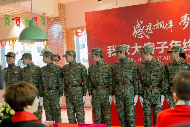 寻找游泳套件