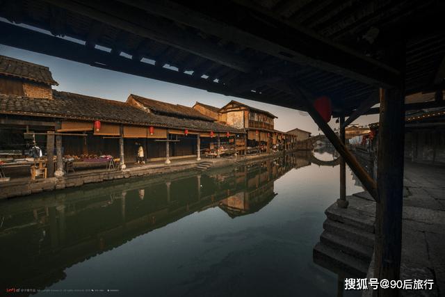 《甄嬛传》安陵容和余答应出身都很卑微，为什么余答应比安陵容更得宠？游戏画面